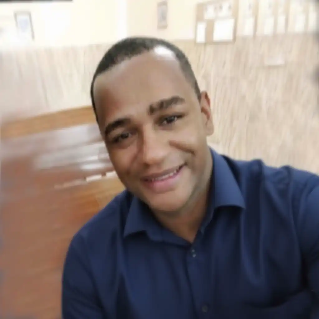 Edson Santos - Criador e Estrategista Digital